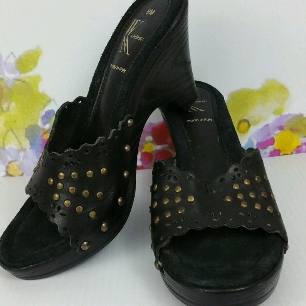 WHBM Sz. 6 M Black w bronze studs slip on heels